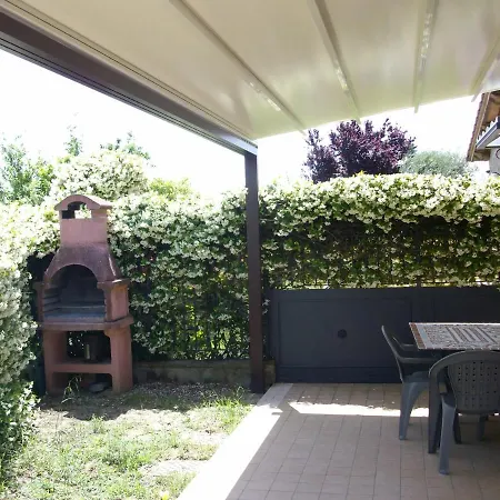 Ferienwohnung La Loggina Maxi Con 2 Giardini Recintati Privati Tuoro sul Trasimeno Exterior foto